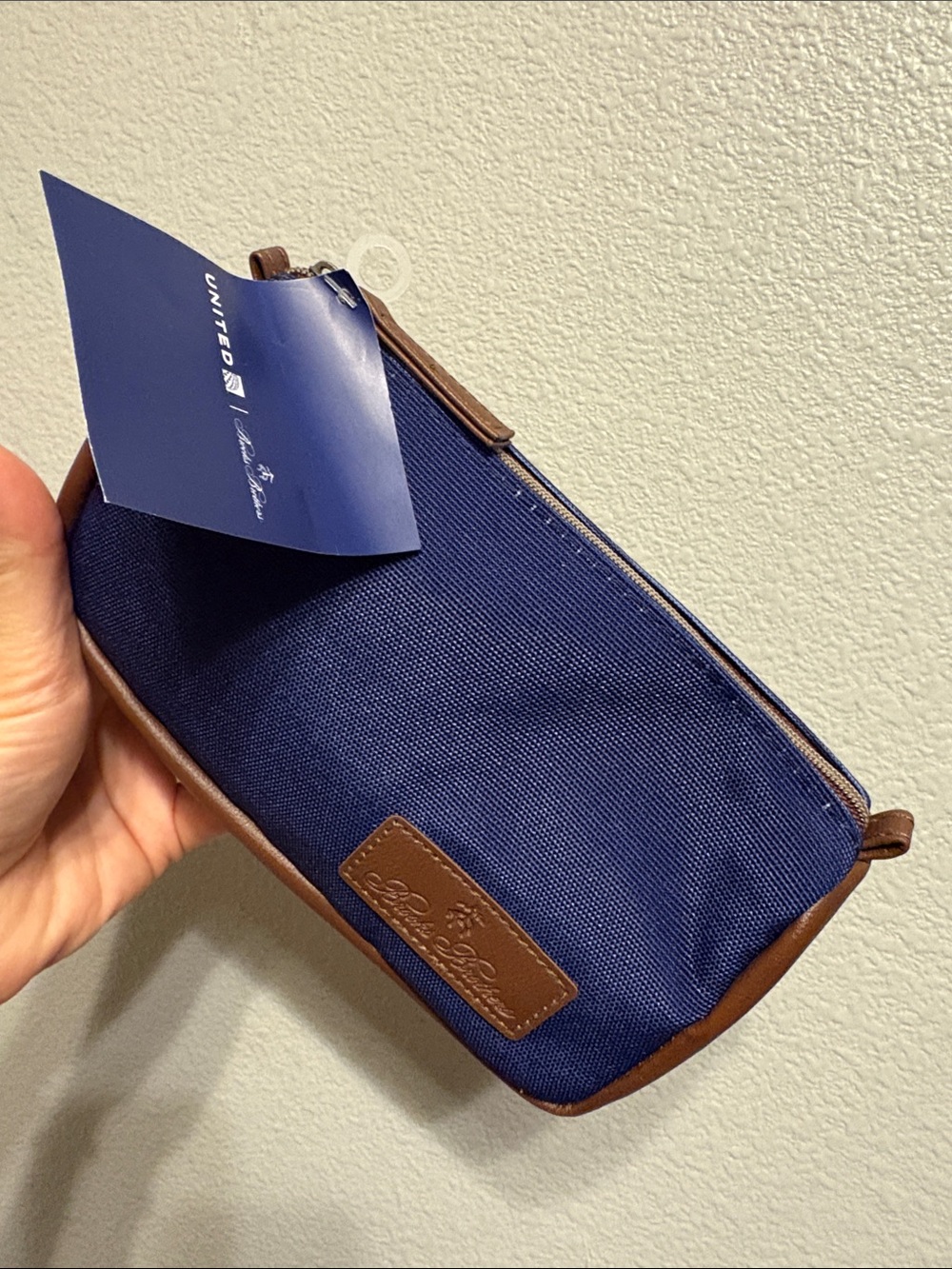 United Airlines Navy Canvas Travel Pouch with Brown Trim
